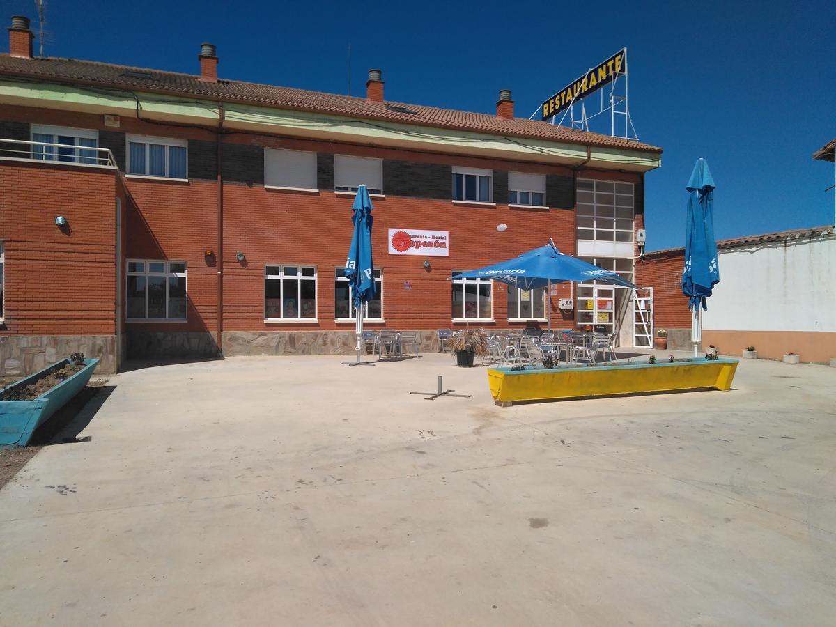 Hostal El Tropezon Matallana de Valmadrigal Exteriér fotografie