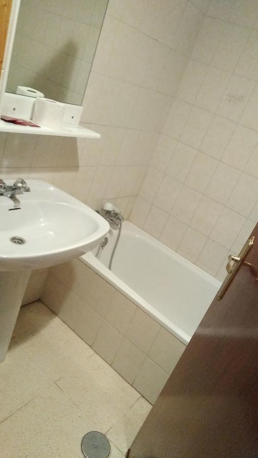 Hostal El Tropezon Matallana de Valmadrigal Exteriér fotografie