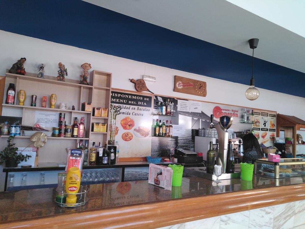 Hostal El Tropezon Matallana de Valmadrigal Exteriér fotografie